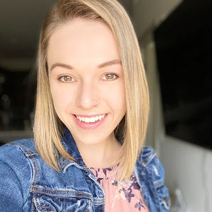 Meet your Posher, Ashley